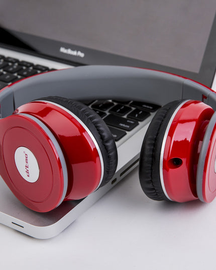 Wired Gaming Headphone Heavy Bass Music Headset Wired Control Computer Mobile Phone Universal Headset