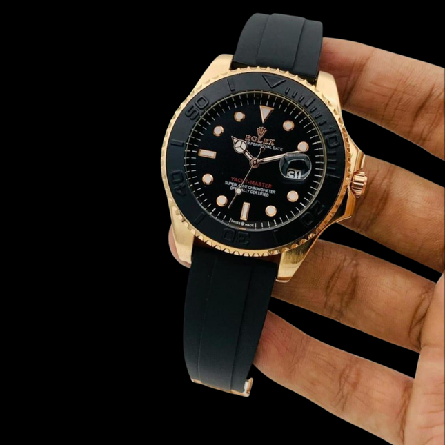 Rolex Yacht-Master 40 Everose Gold Black Dial